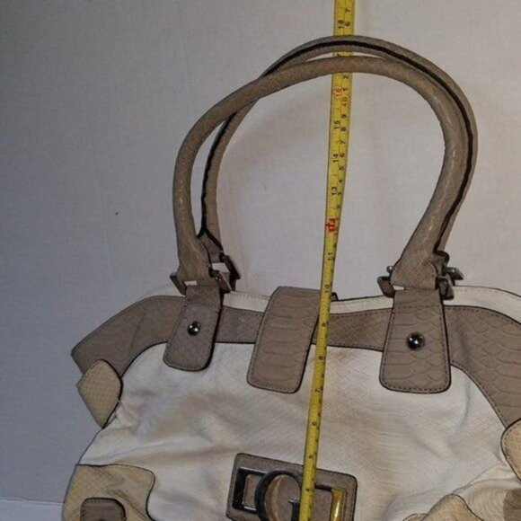 VINTAGE Guess Bag Vegan Leather Purse Shoulder Handbag Satchel WOMEN'S WOMAN'S - Picture 7 of 10